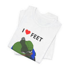 T-shirt feet